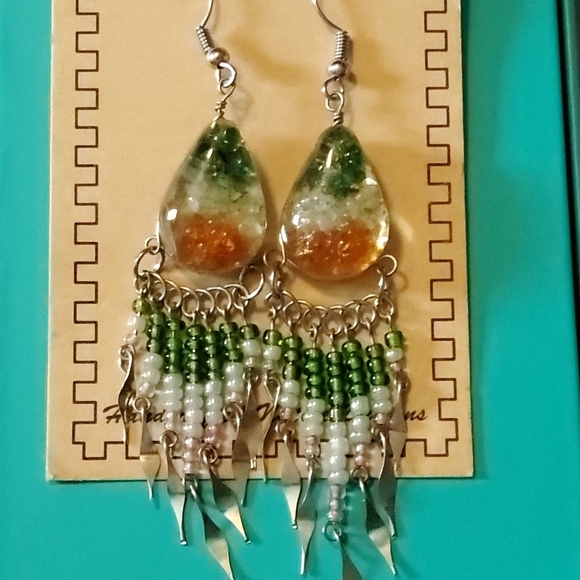 Spirit of nature dangle earrings - Picture 1 of 1